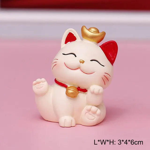 Chinese Lucky Wealth Waving Cat